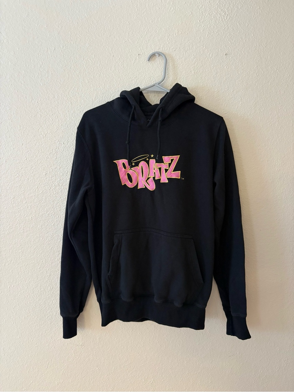Nevalanche Bratz Oversized Iconic Graphic Pullover Hoodie